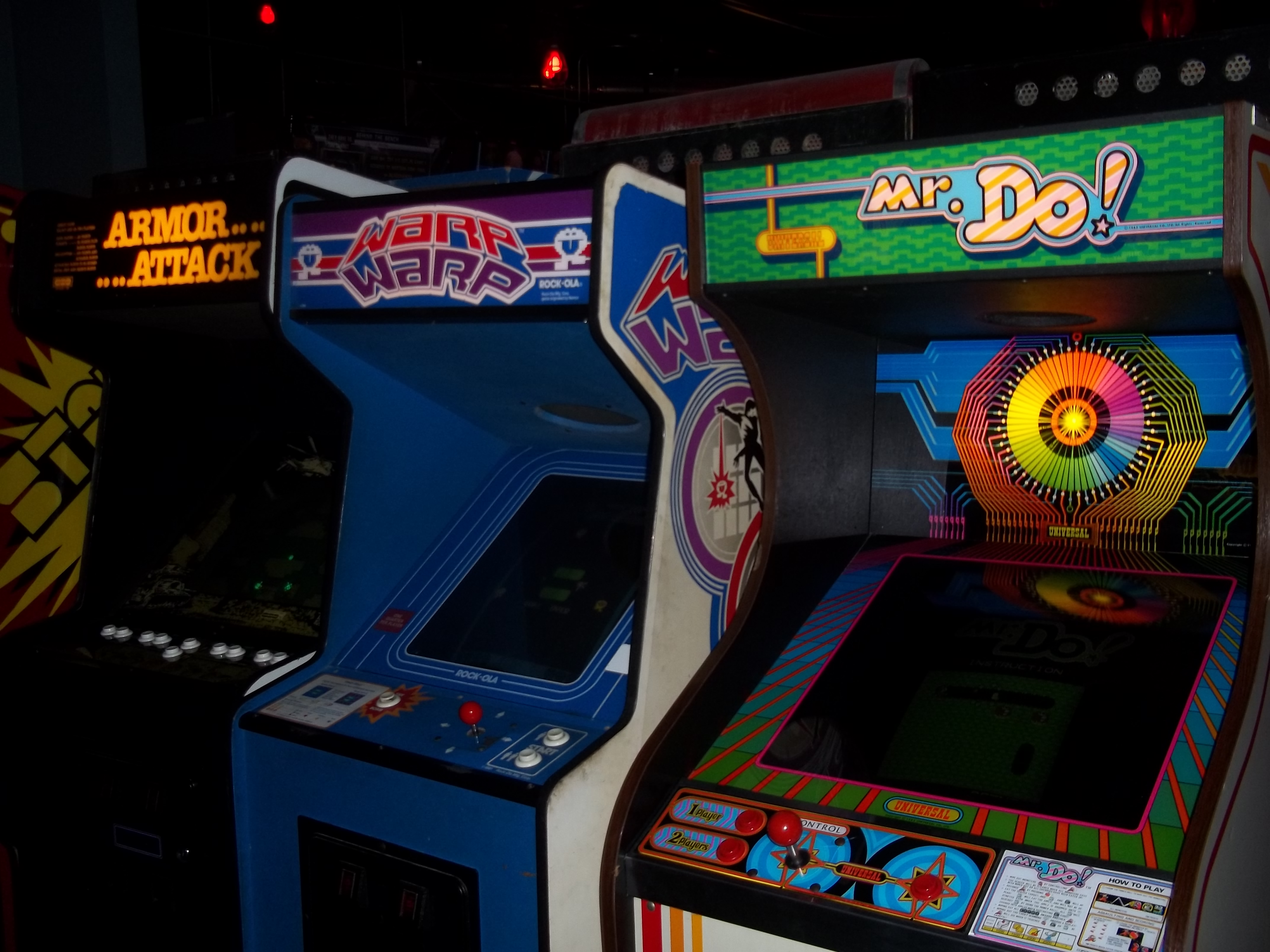 Bally's cool Bump 'N' Jump Arcade Game! Dedicated Cabinet Gameplay Video 